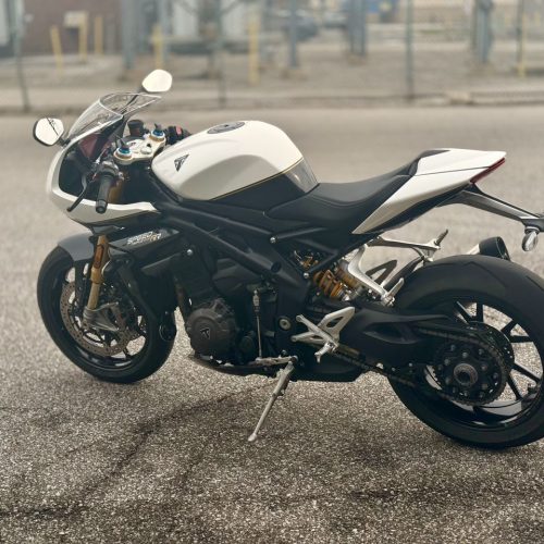 Speed Triple 1200 RR